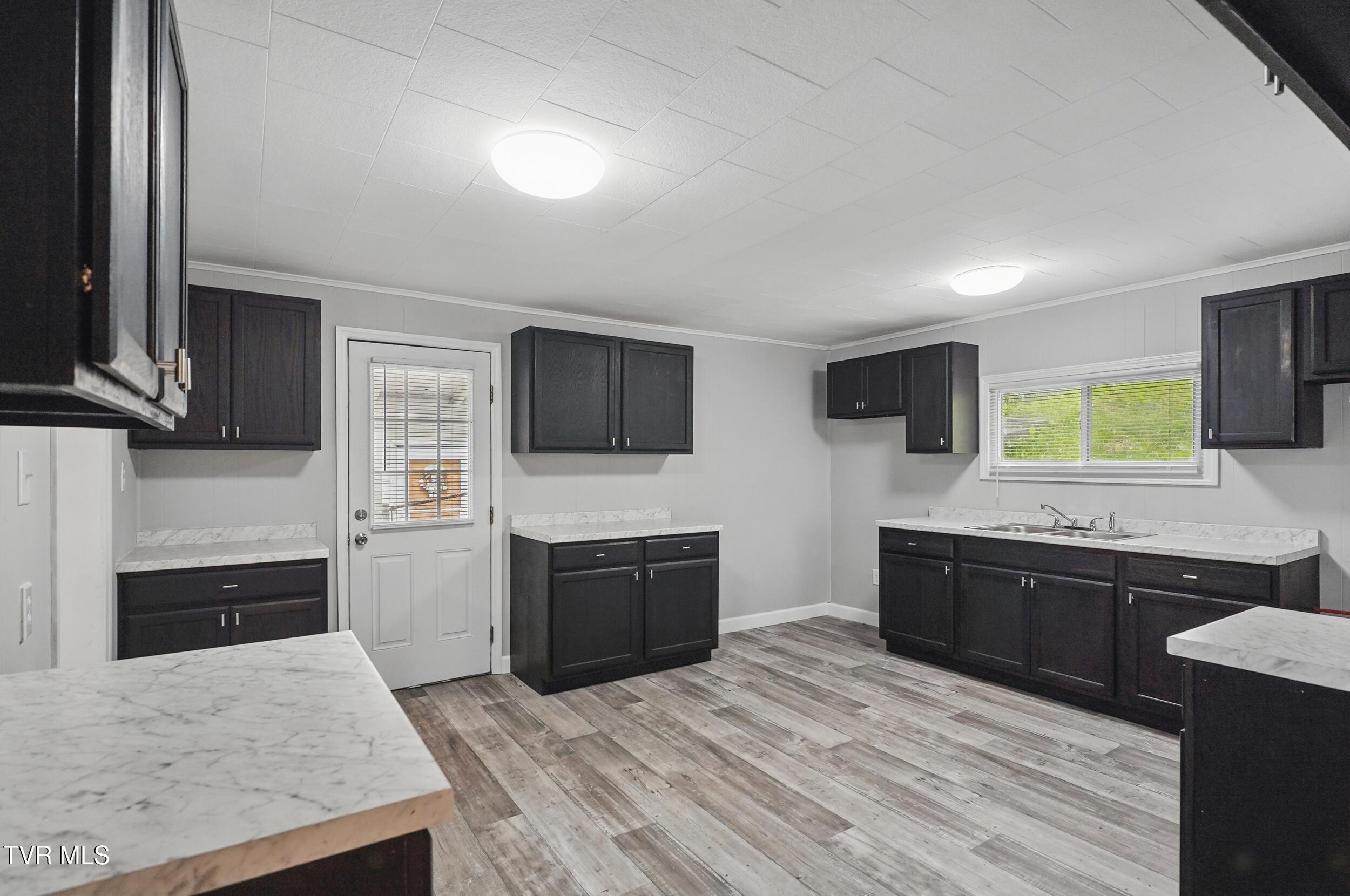 631 Meadow Street, Coeburn, Virginia image 24