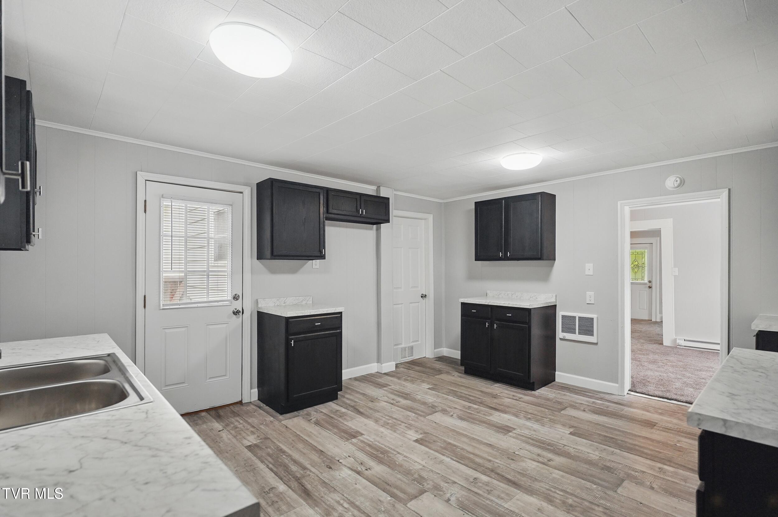 631 Meadow Street, Coeburn, Virginia image 23