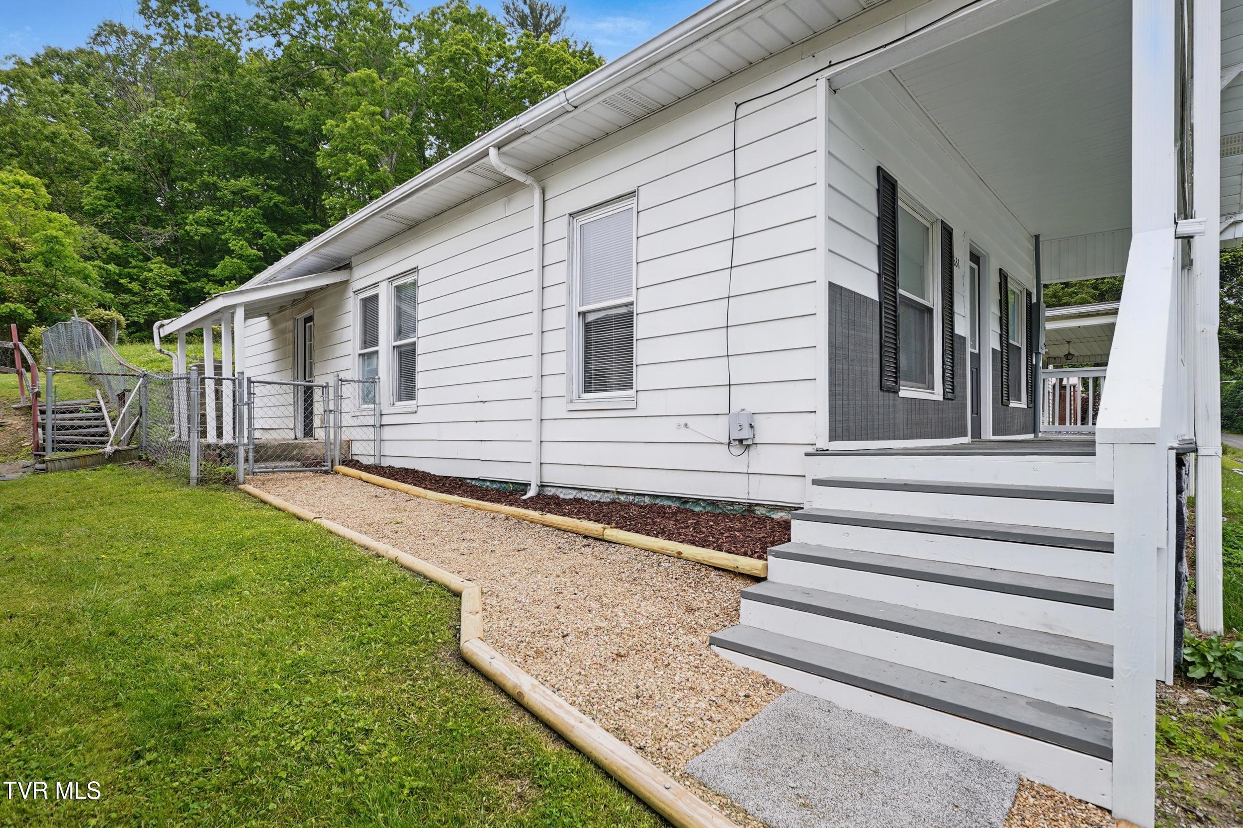 631 Meadow Street, Coeburn, Virginia image 8
