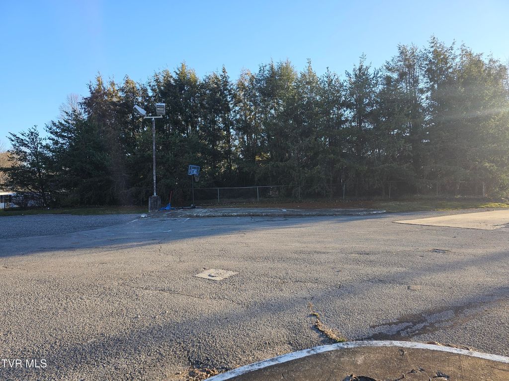 Photo of 108 Park Avenue, Wise, VA 24293 (MLS # 9989463)