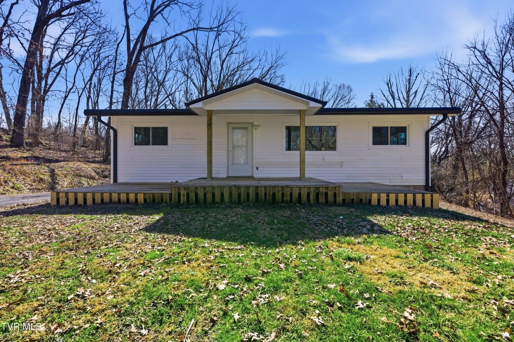 Photo of 344 Rockingham Road, Gray, TN 37615 (MLS # 9991747)