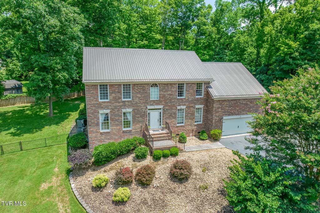 Photo of 260 Willmary Road, Piney Flats, TN 37686 (MLS # 9998858)