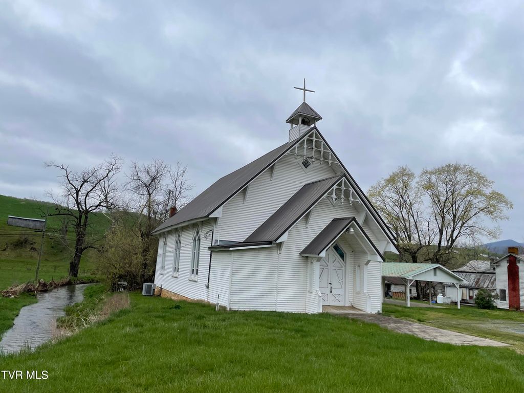 Photo of 500 Possum Hollow Road Road, Saltville, VA 24370 (MLS # 9980106)