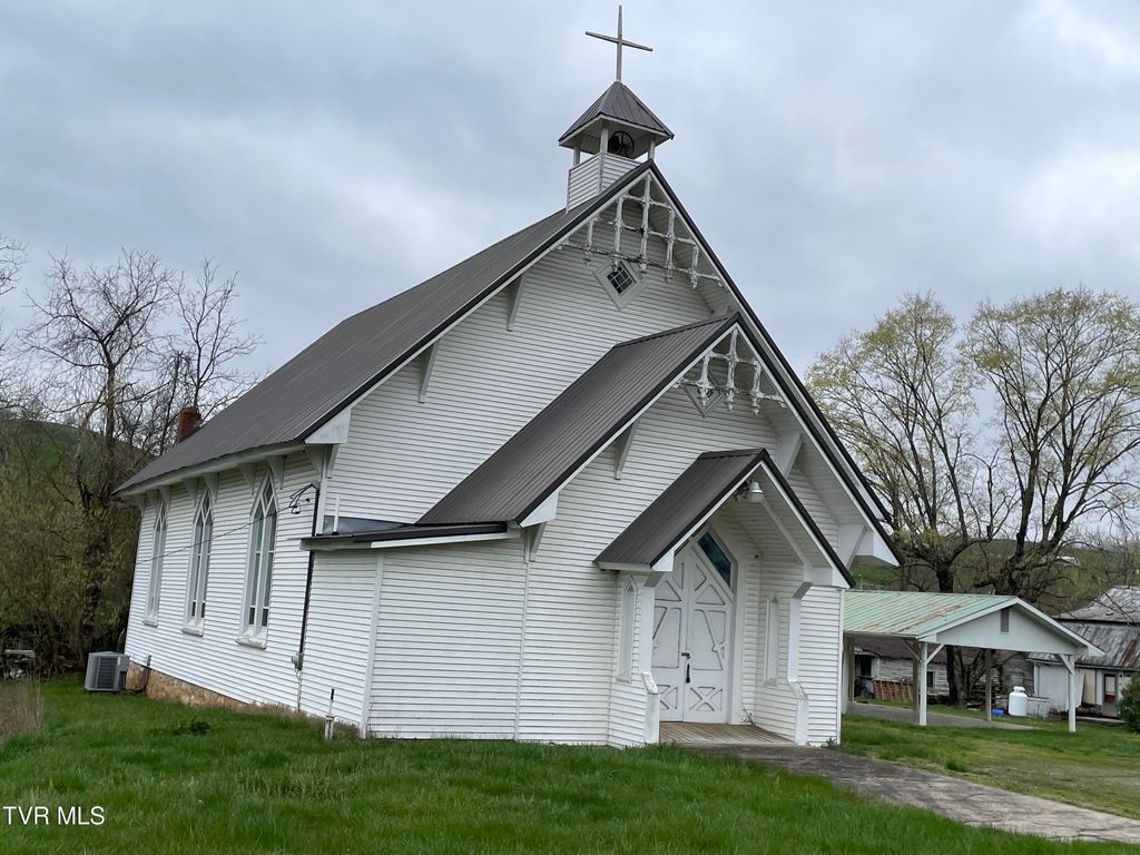 Photo of 500 Possum Hollow Road Road, Saltville, VA 24370 (MLS # 9980106)