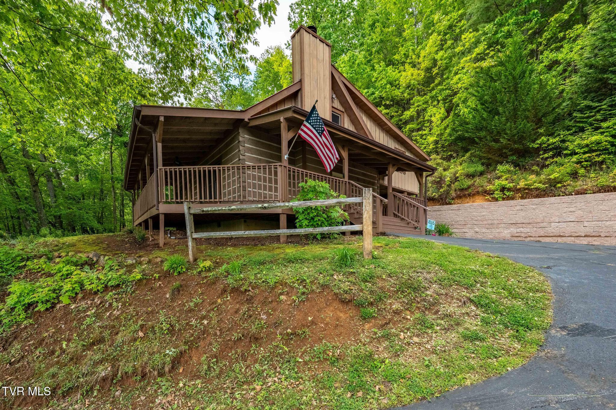 563 Longview Private Drive, Mountain City, Tennessee image 12