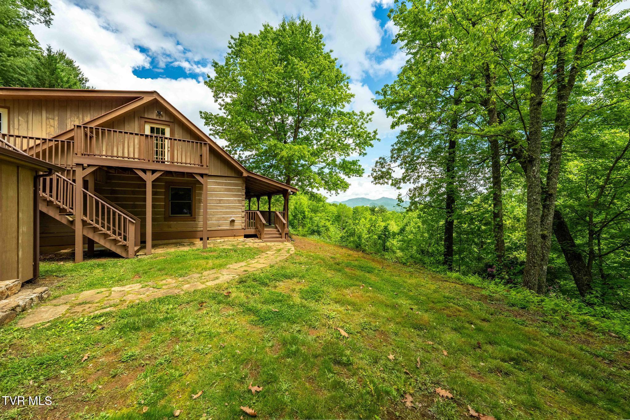 563 Longview Private Drive, Mountain City, Tennessee image 16