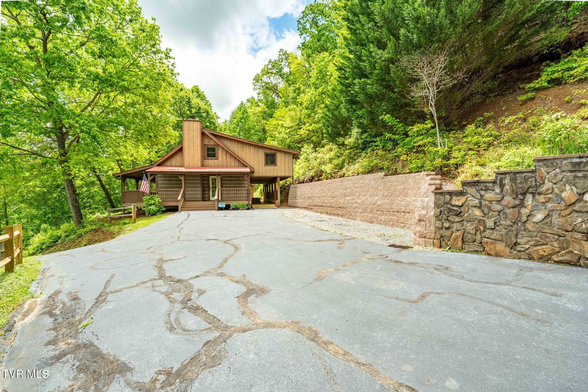 563 Longview Private Drive, Mountain City, Tennessee image 20