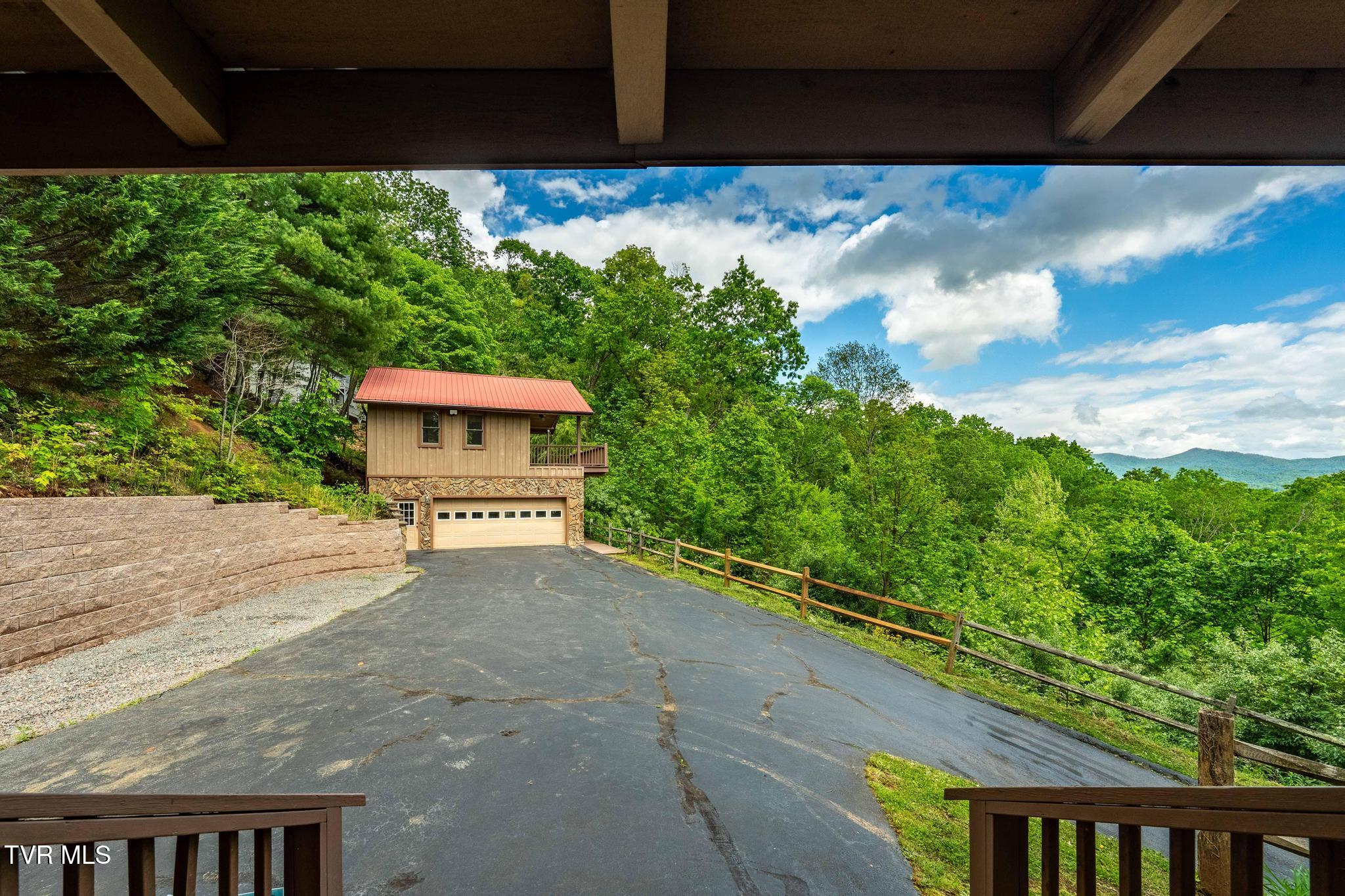 563 Longview Private Drive, Mountain City, Tennessee image 49