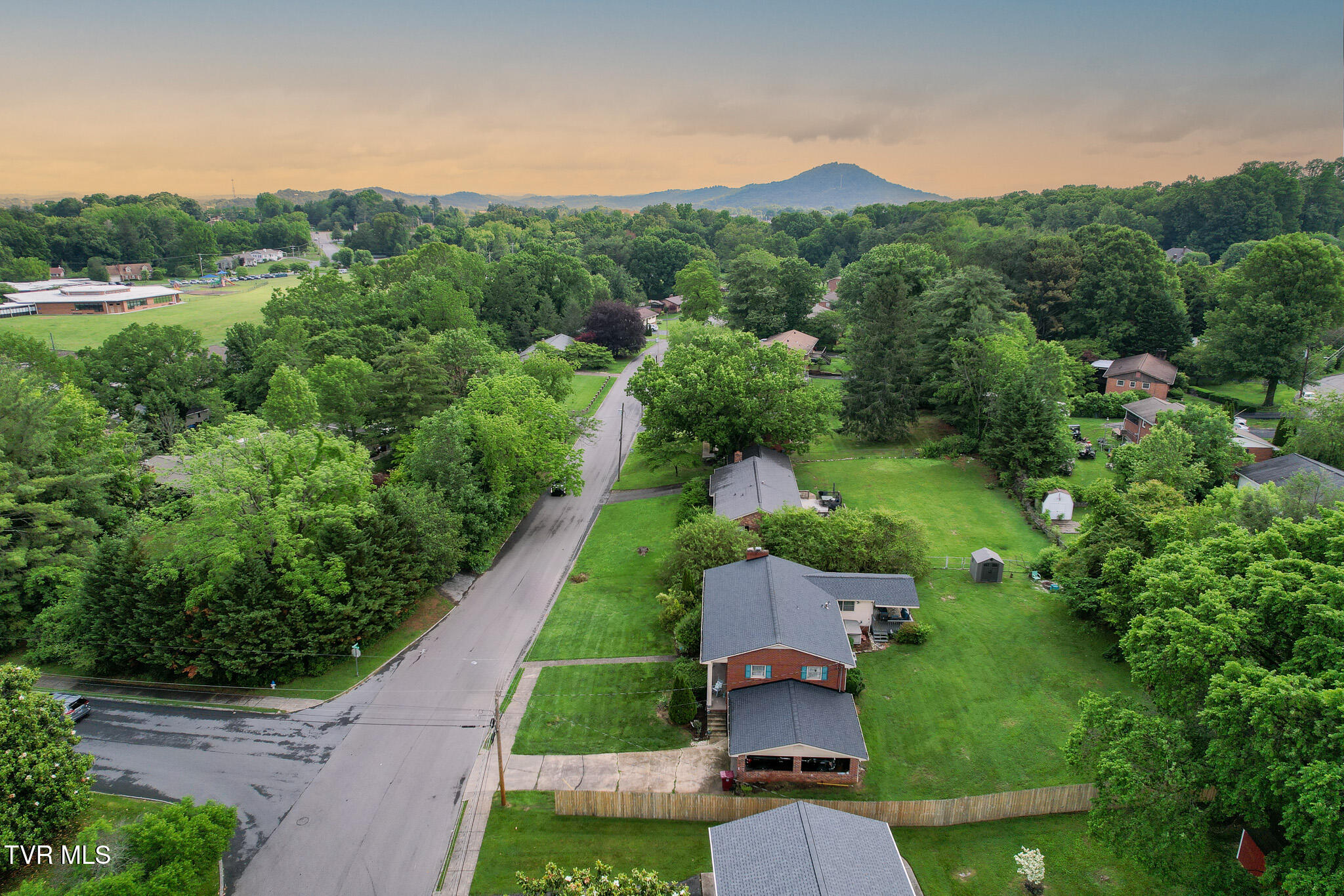 523 Ravenwood Drive, Johnson City, Tennessee image 46