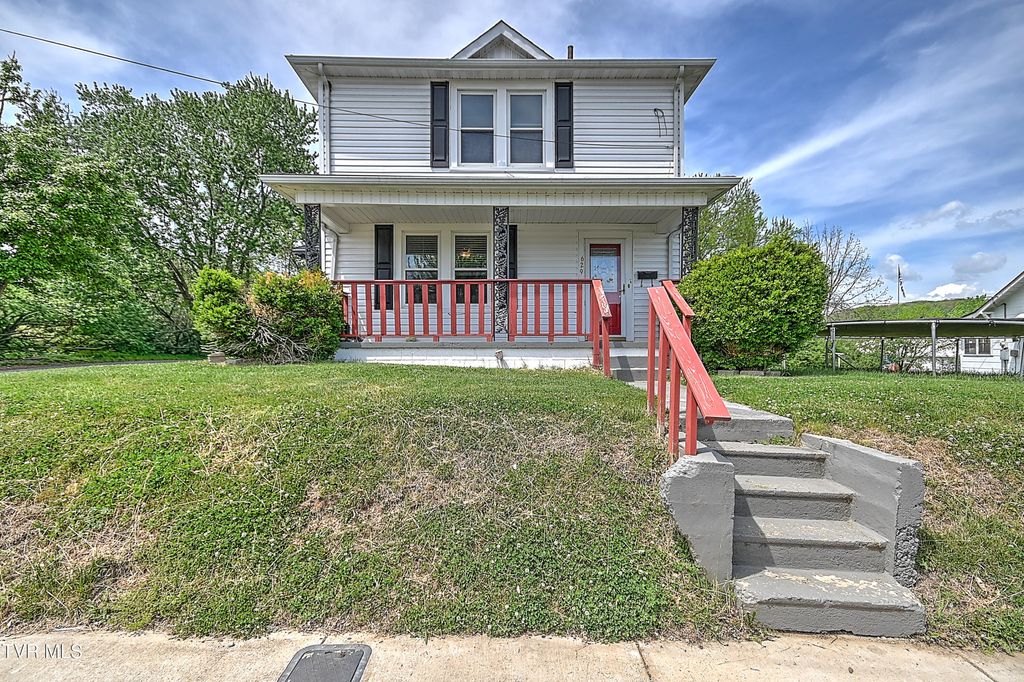 Photo of 629 Branch Street, Kingsport, TN 37660 (MLS # 9994118)