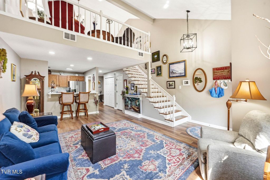 Photo of 304 Arbor Terrace, Kingsport, TN 37660 (MLS # 9994729)