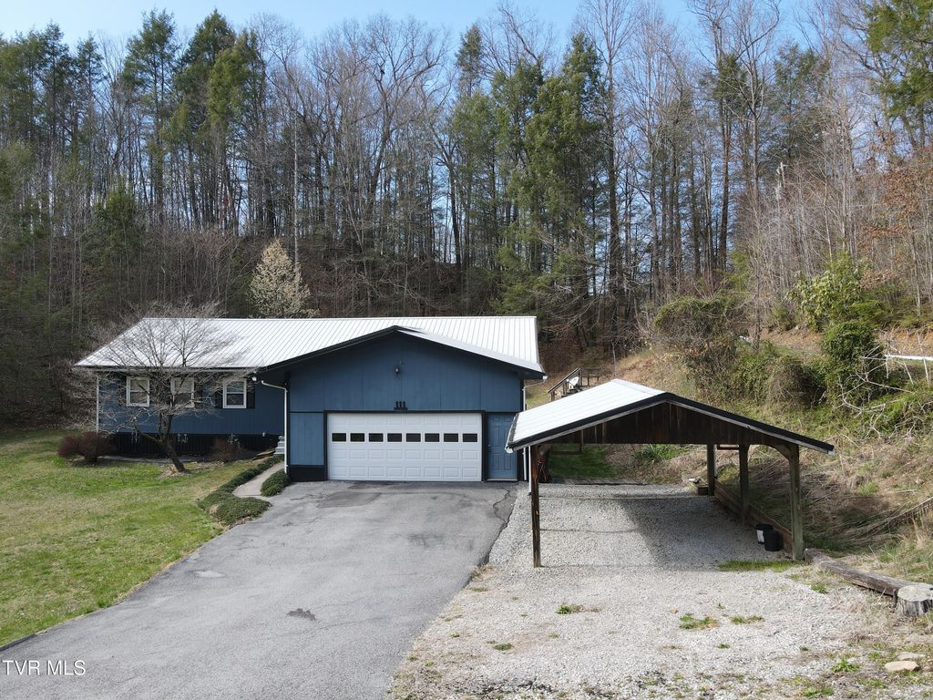 Photo of 111 Cold Springs Drive, Appalachia, VA 24216 (MLS # 9992587)