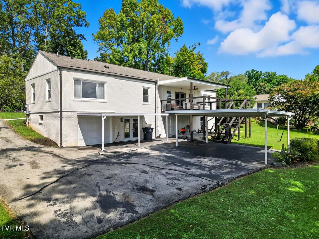 Photo of 4509 Old Stage Road, Kingsport, TN 37664 (MLS # 9989039)