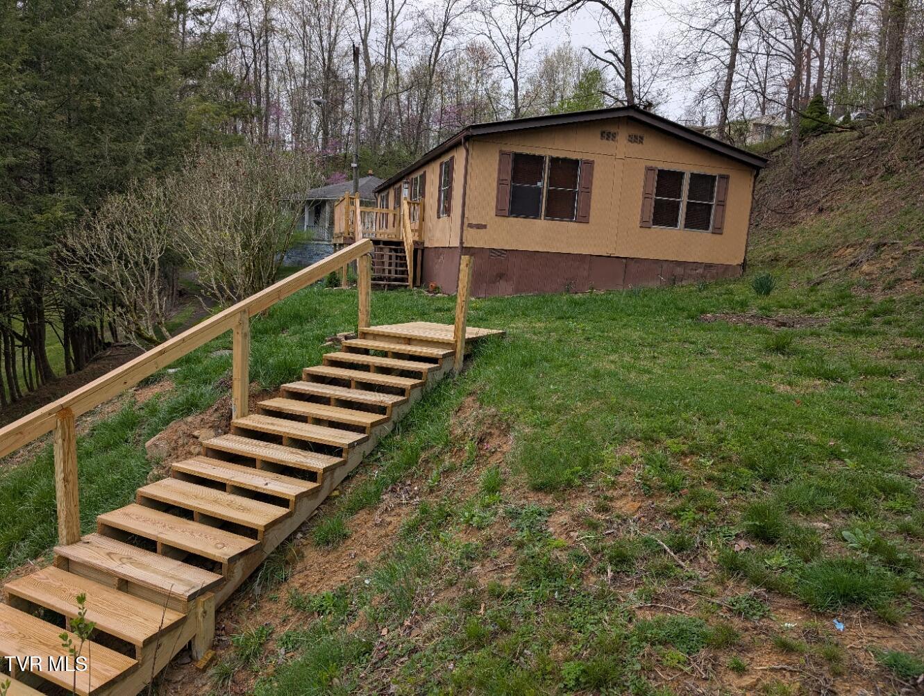 155 Watauga Circle Cir, Clintwood, Virginia image 1