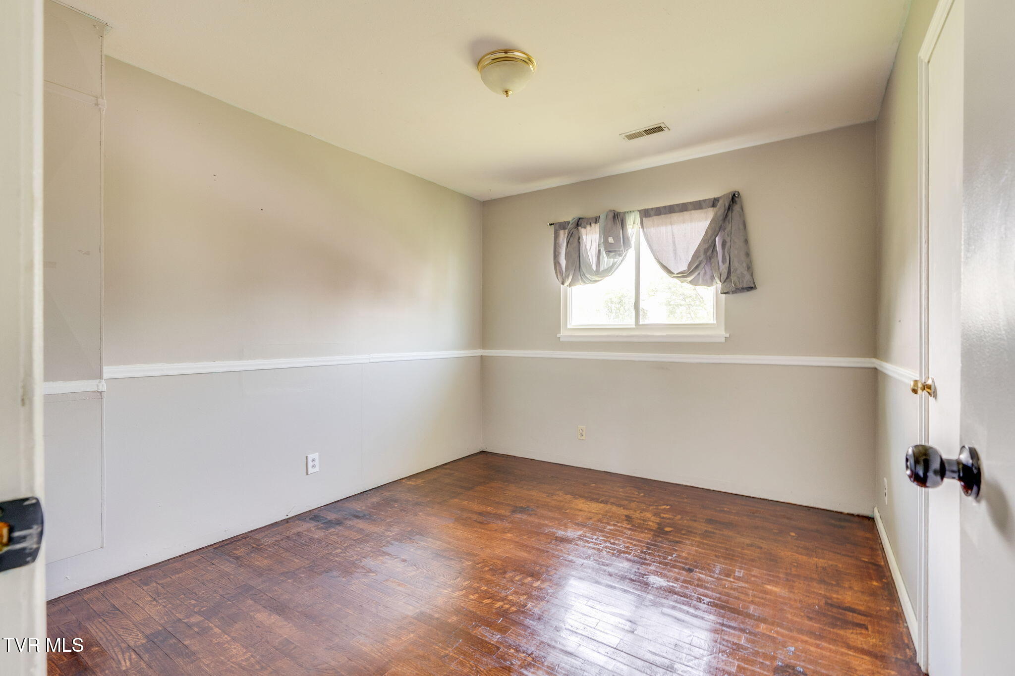 310 North Avenue, Church Hill, Tennessee image 15