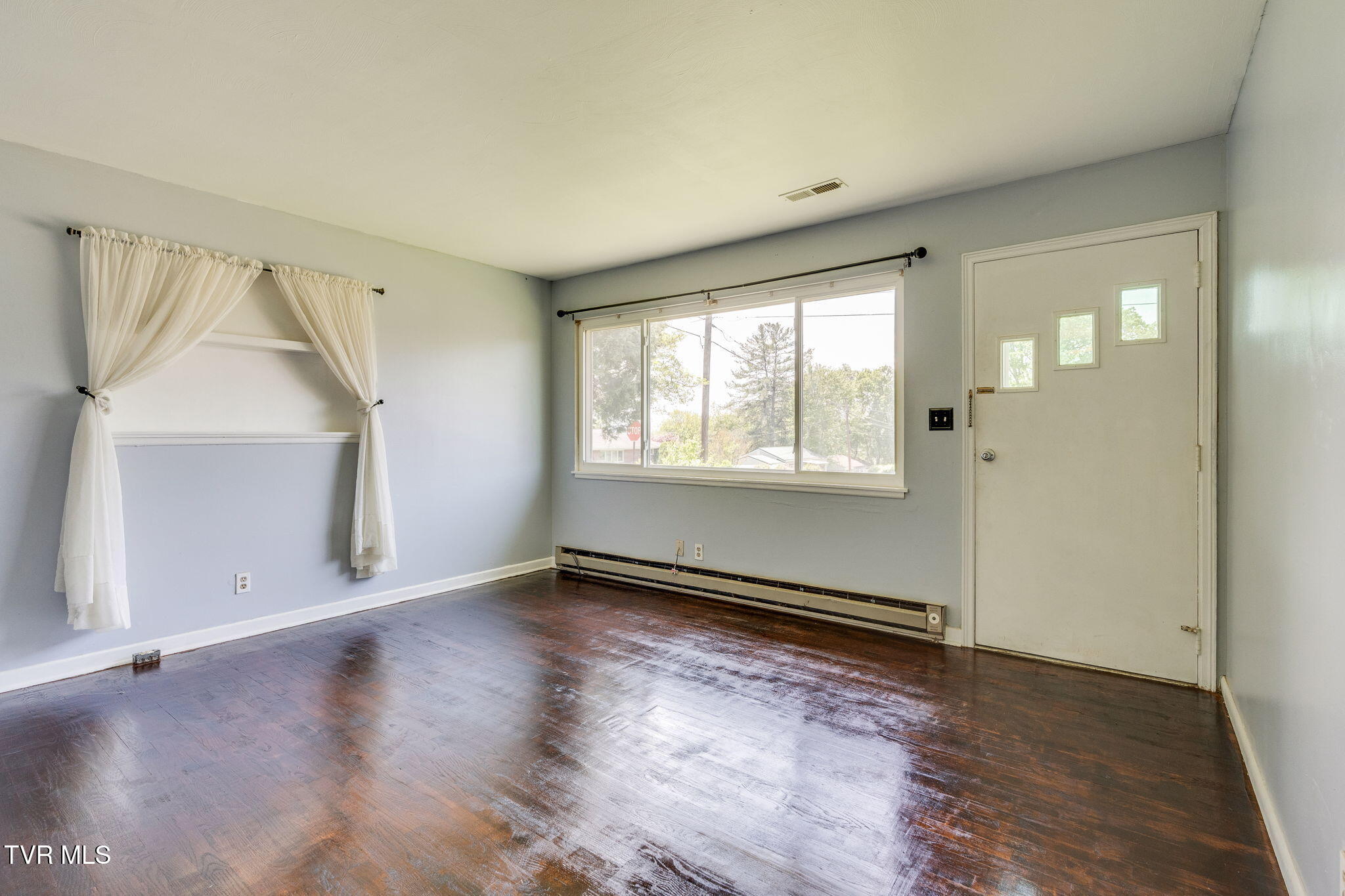 310 North Avenue, Church Hill, Tennessee image 5