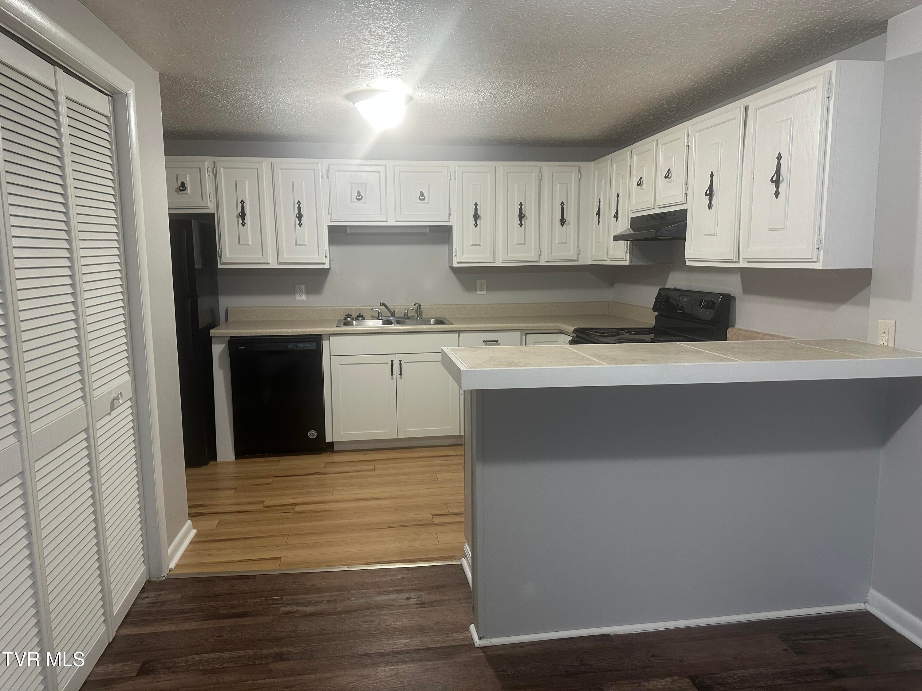 160 Kathy Avenue 9