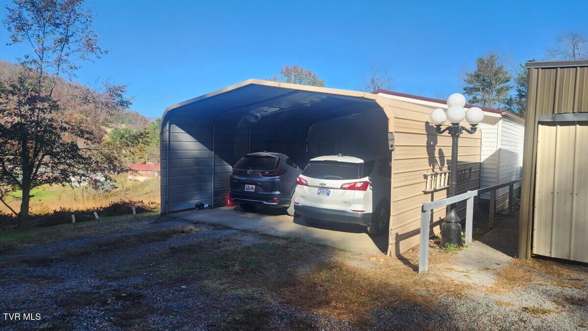 295 Larrys Lane, Mountain City, Tennessee image 6
