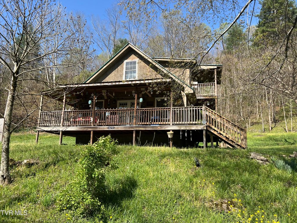 Photo of 14251 Nickelsville Hwy Highway, Nickelsville, VA 24271 (MLS # 9984506)