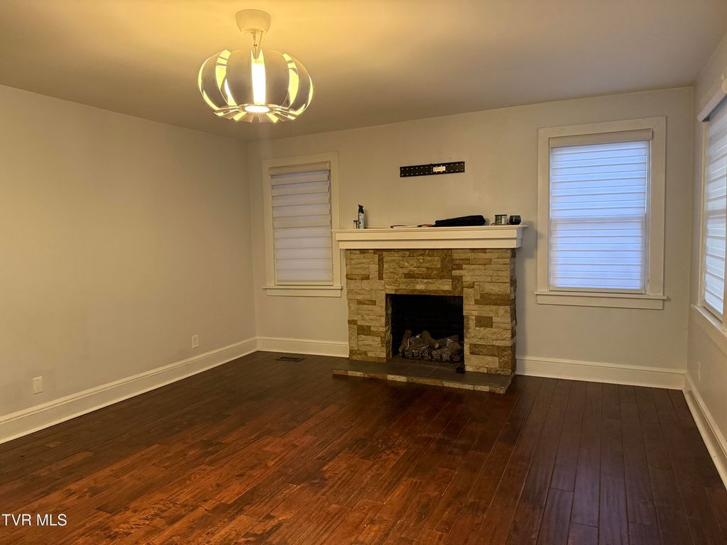 Photo of 146 Park Drive, Kingsport, TN 37660 (MLS # 9988504)