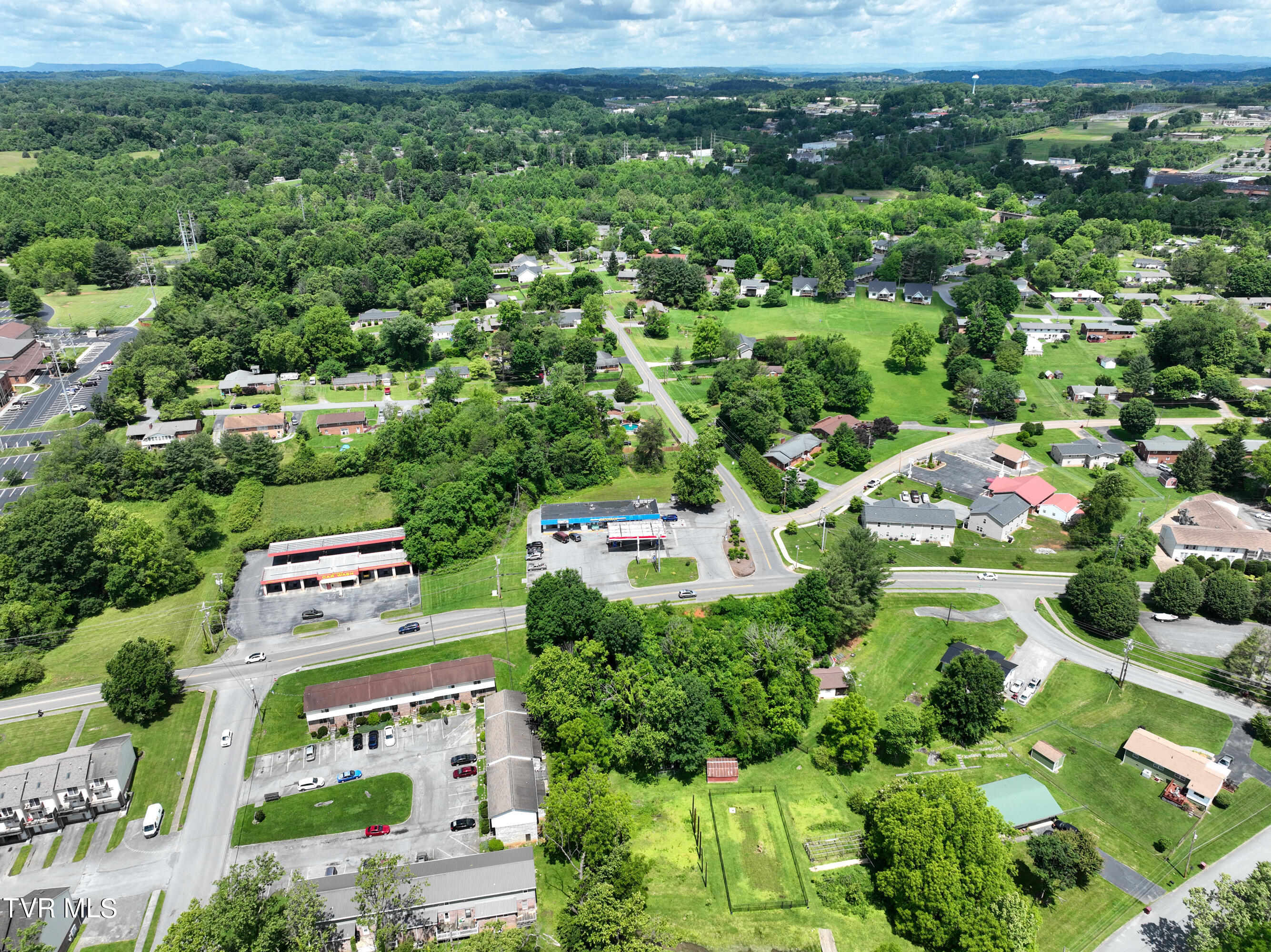 2301 Greenwood Drive, Johnson City, Tennessee image 16