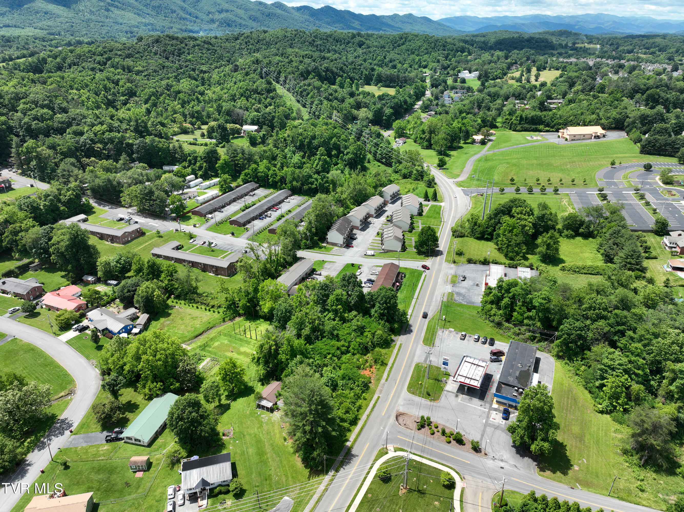 2301 Greenwood Drive, Johnson City, Tennessee image 21