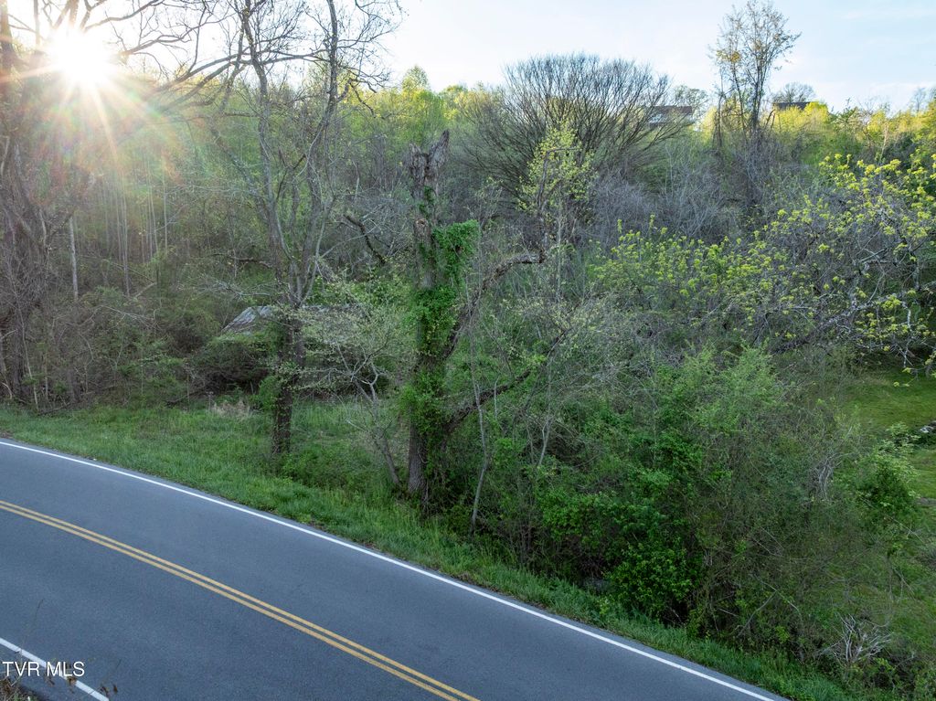 Photo of 6270 Chestnut Ridge Road, Kingsport, TN 37664 (MLS # 9994929)