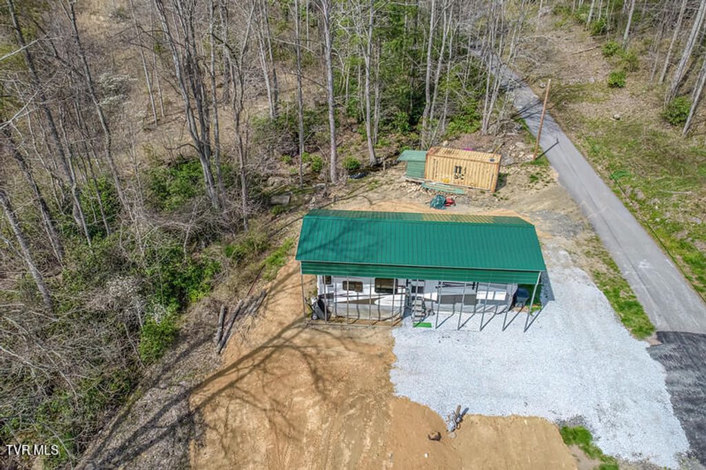 Photo of 155 Tower Road, Roan Mountain, TN 37687 (MLS # 9995295)