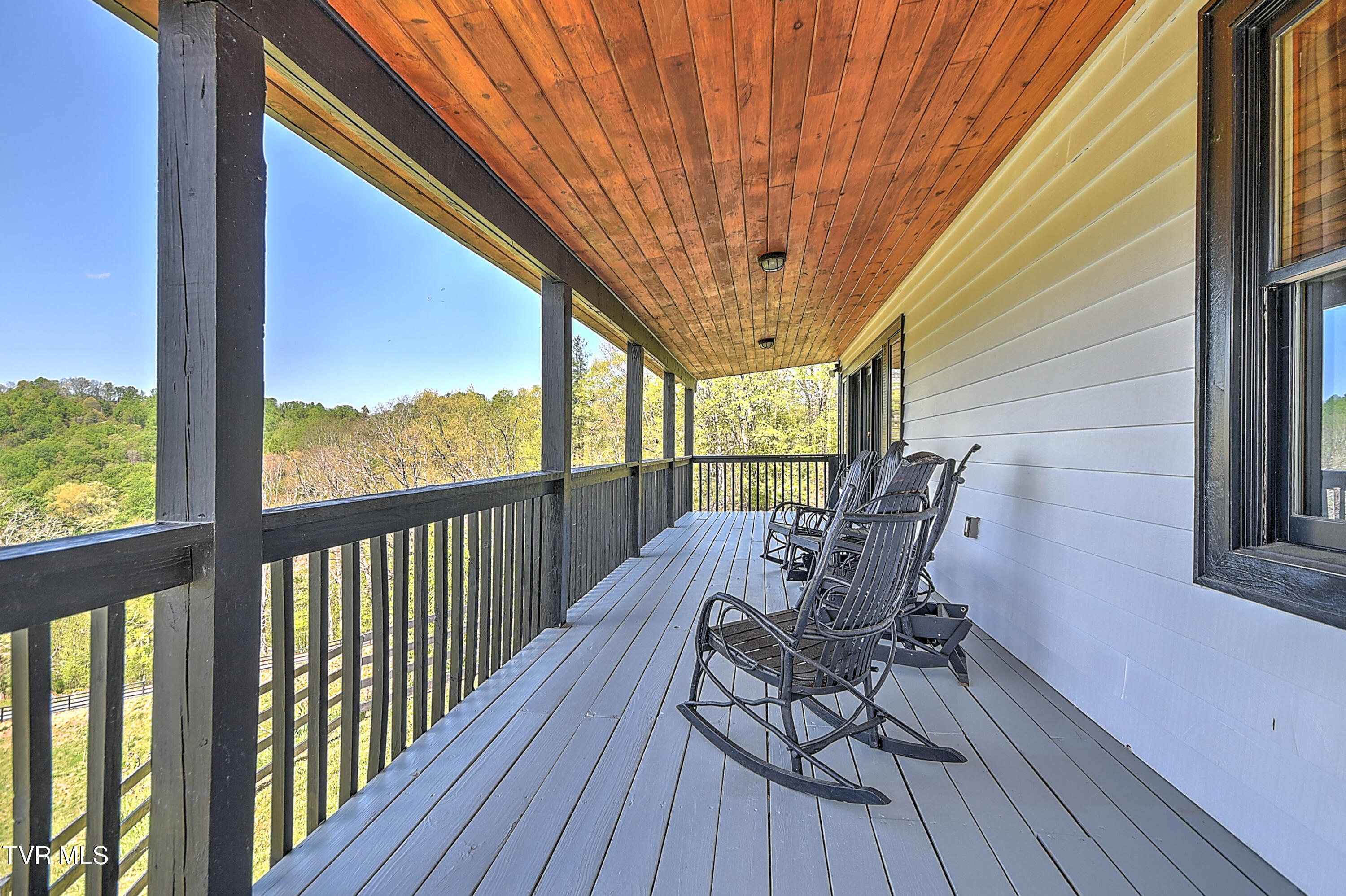 146 Bear Cage Road