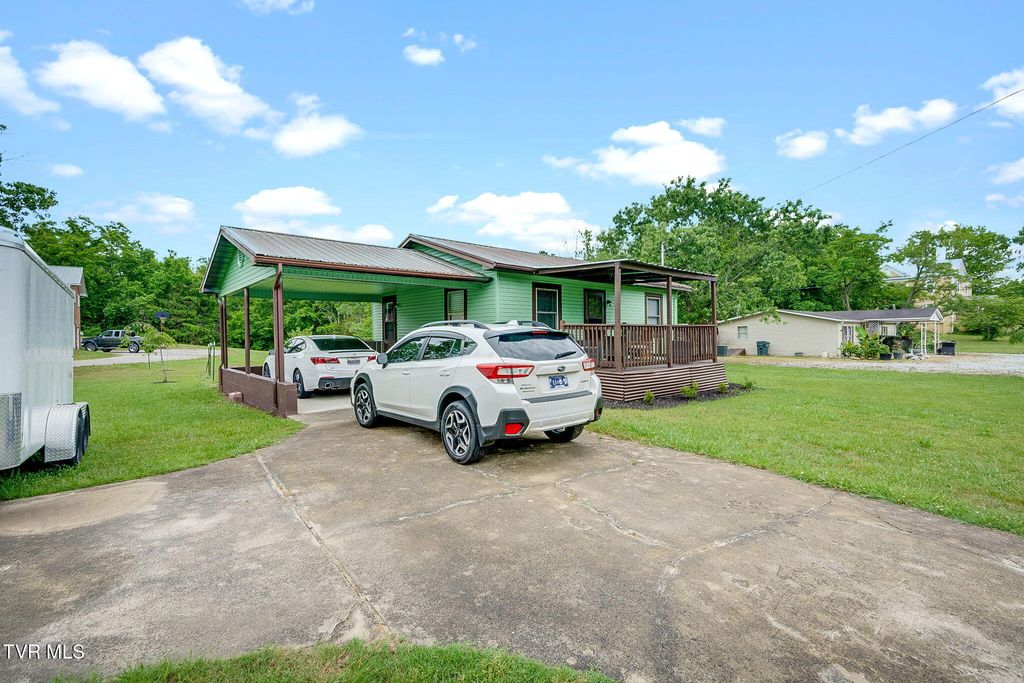 Photo of 605 Main Street, Mosheim, TN 37818 (MLS # 9995970)