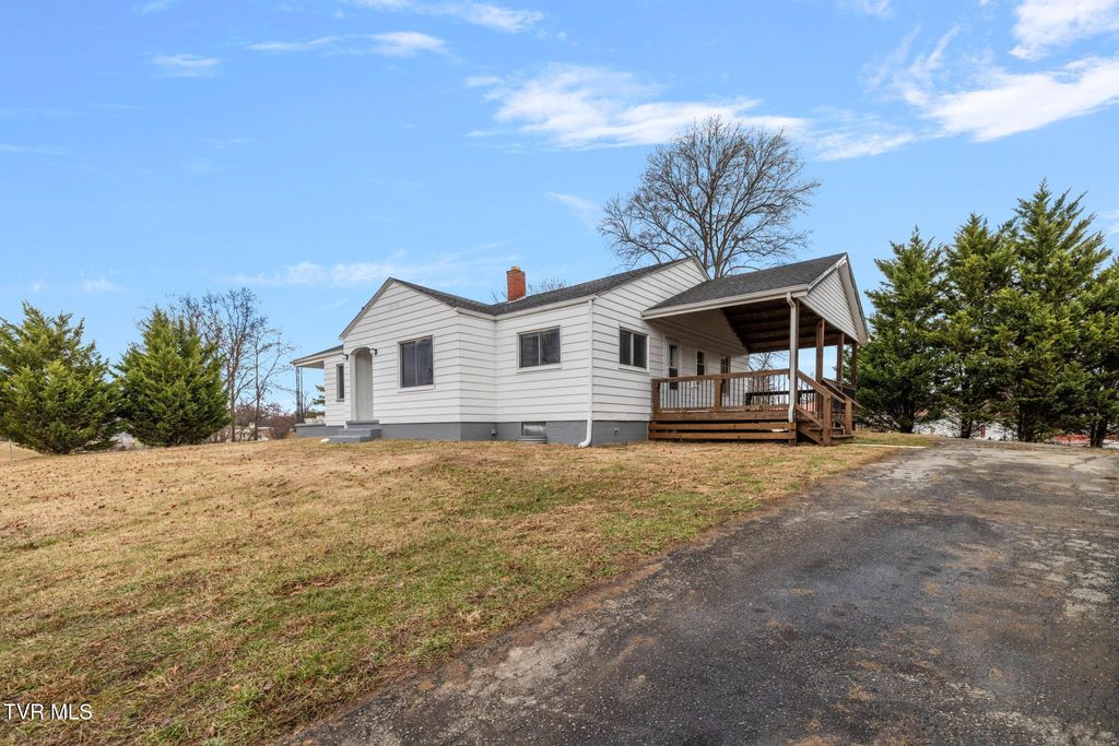 Photo of 144 Allison Road, Piney Flats, TN 37686 (MLS # 9989226)