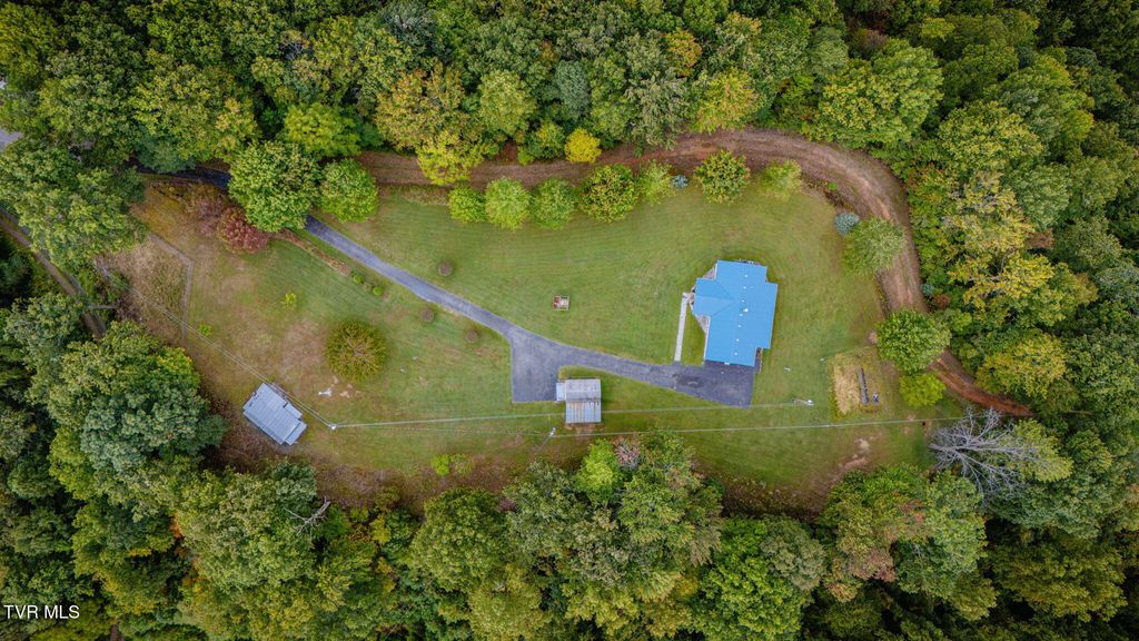 Photo of 392 Elbert Ramsey Road, Clinchco, VA 24226 (MLS # 9986186)