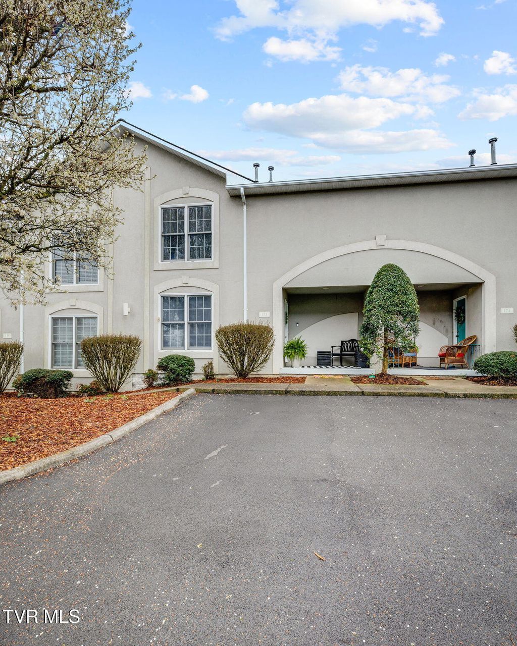 Photo of 175 Bentley Parc #175, Johnson City, TN 37615 (MLS # 9992335)