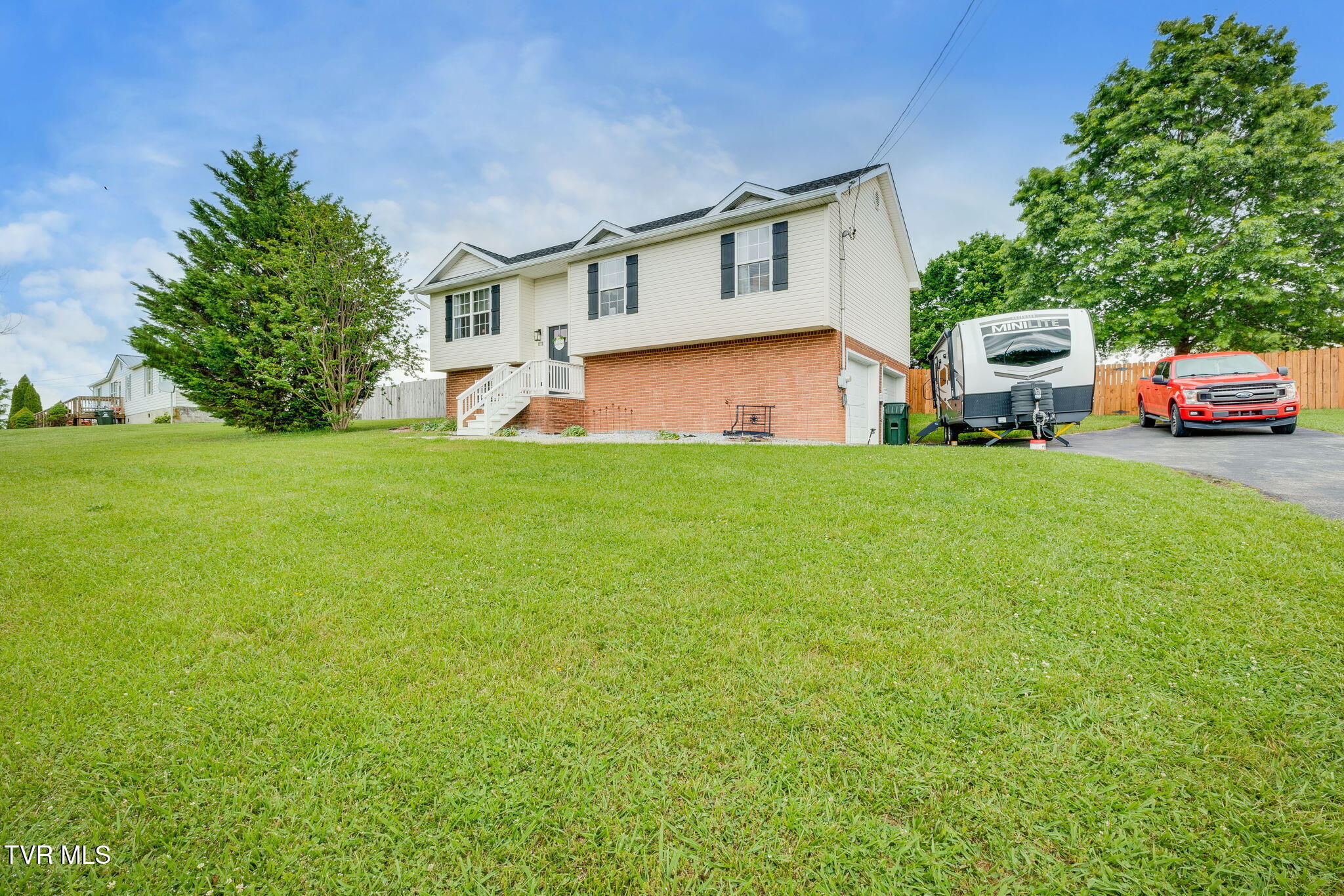 1111 Sycamore Creek Drive, Jonesborough, Tennessee image 3