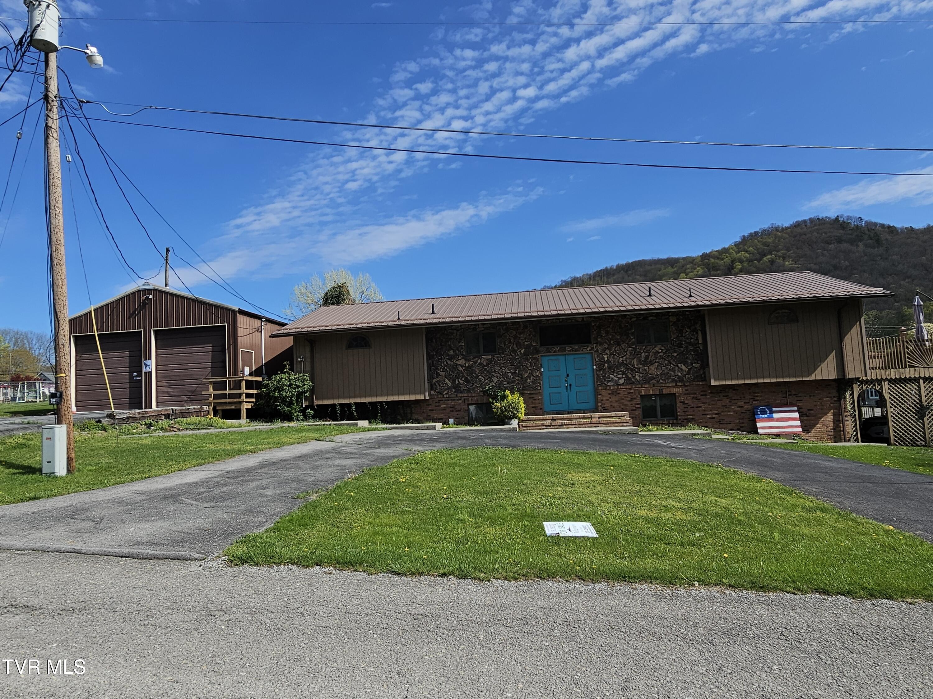 316 Shawnee Avenue, Big Stone Gap, Virginia image 2