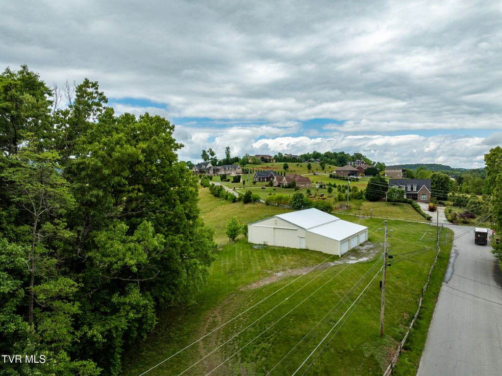 Photo of 212 Brown Circle, Blountville, TN 37617 (MLS # 9995312)