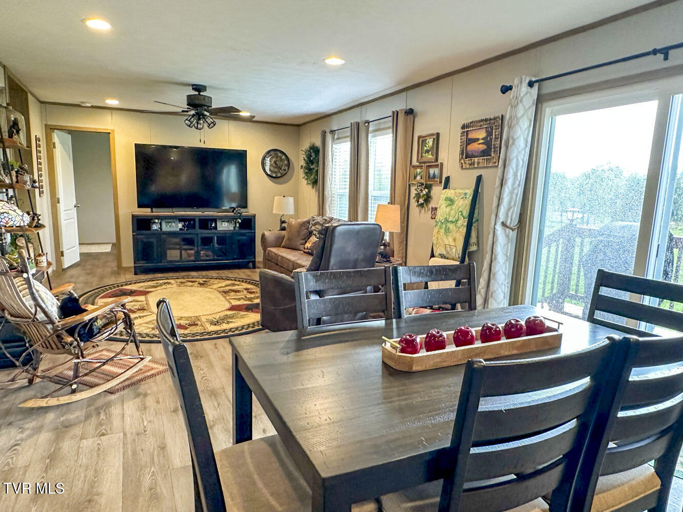 306 Bungalow Drive, Dandridge, Tennessee image 20