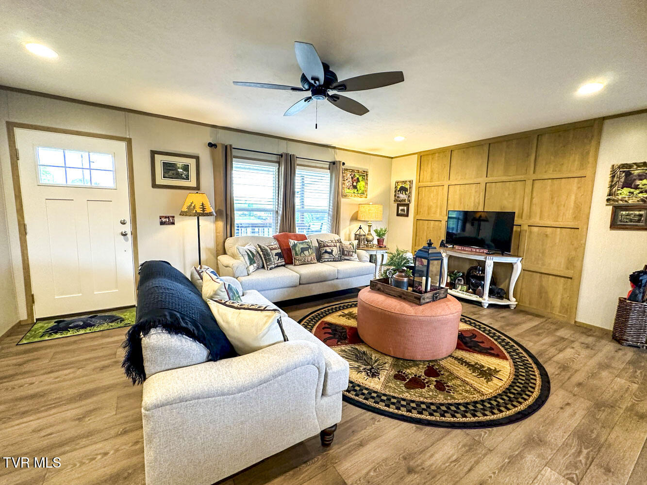306 Bungalow Drive, Dandridge, Tennessee image 4