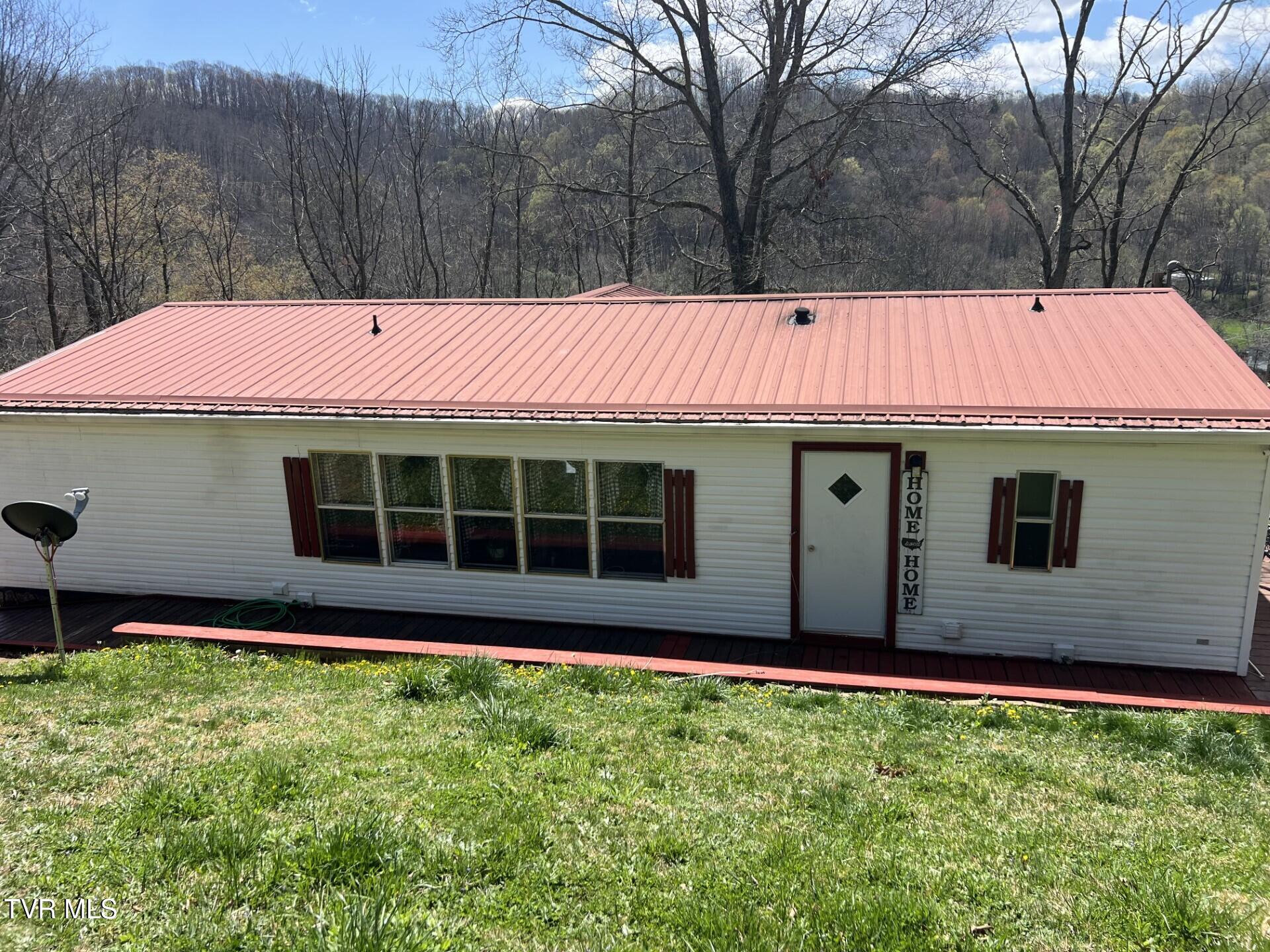 175 Banner Circle, Falls Mills, Virginia image 14