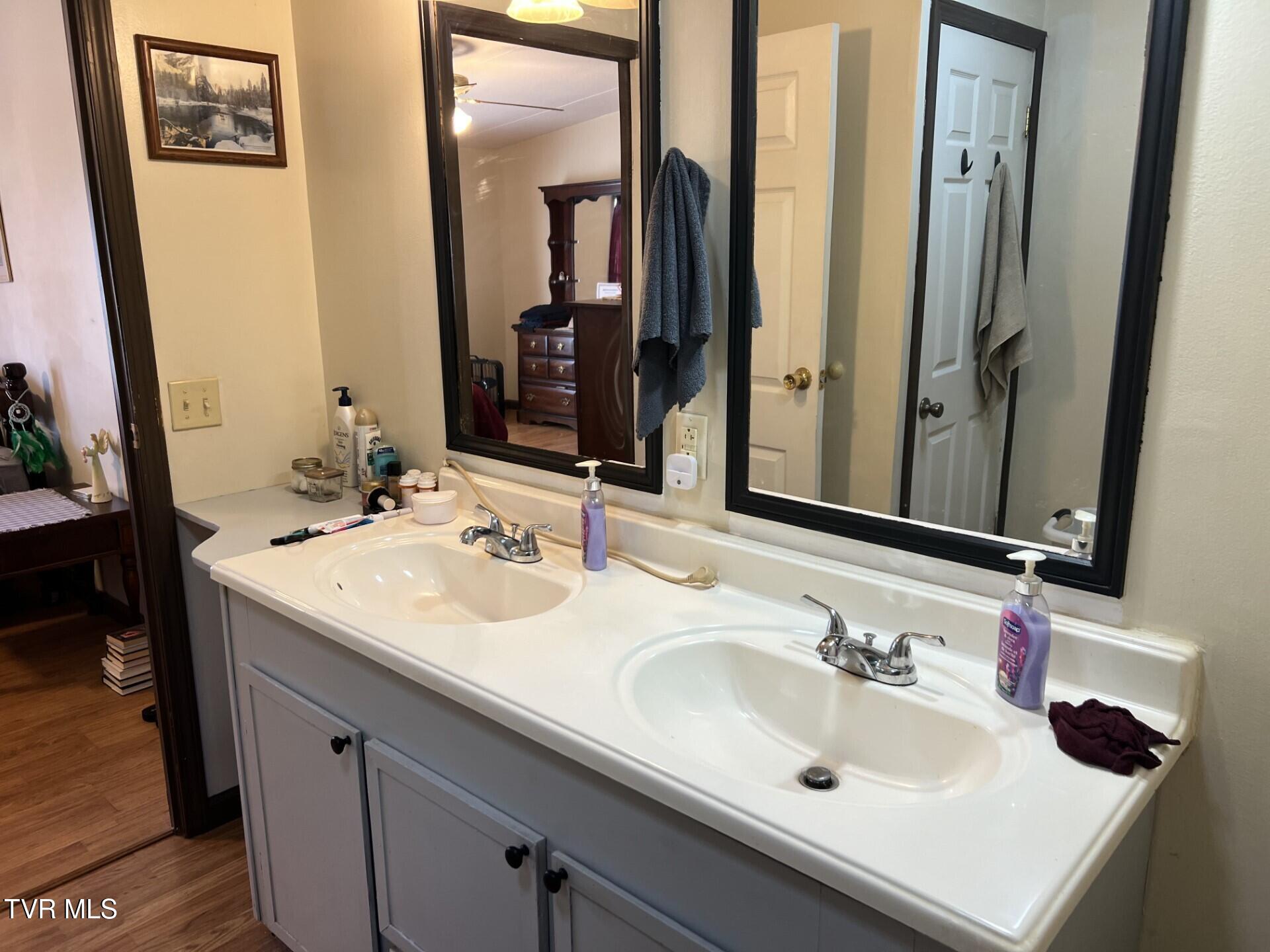 175 Banner Circle, Falls Mills, Virginia image 32