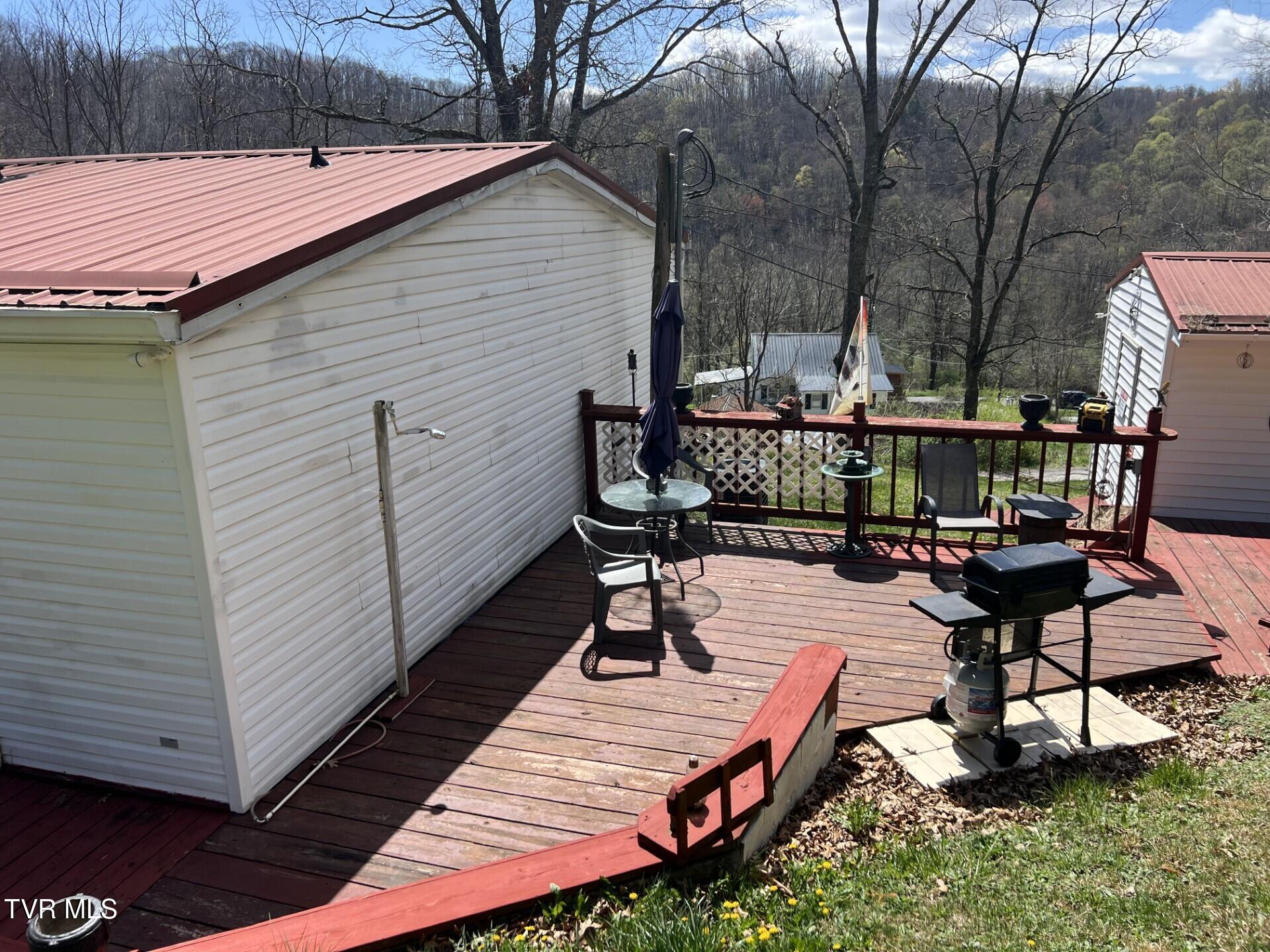 175 Banner Circle, Falls Mills, Virginia image 10