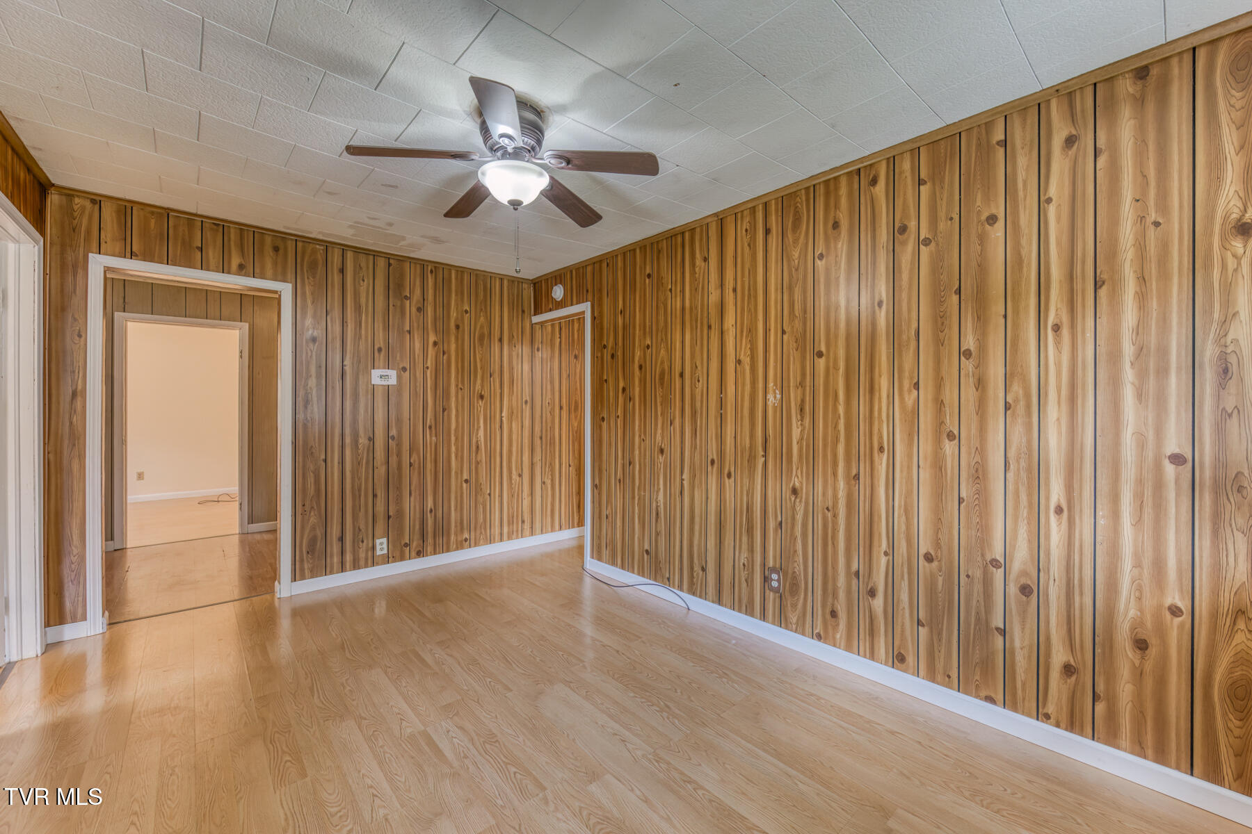 110 Hemlock Lane, Bristol, Tennessee image 9