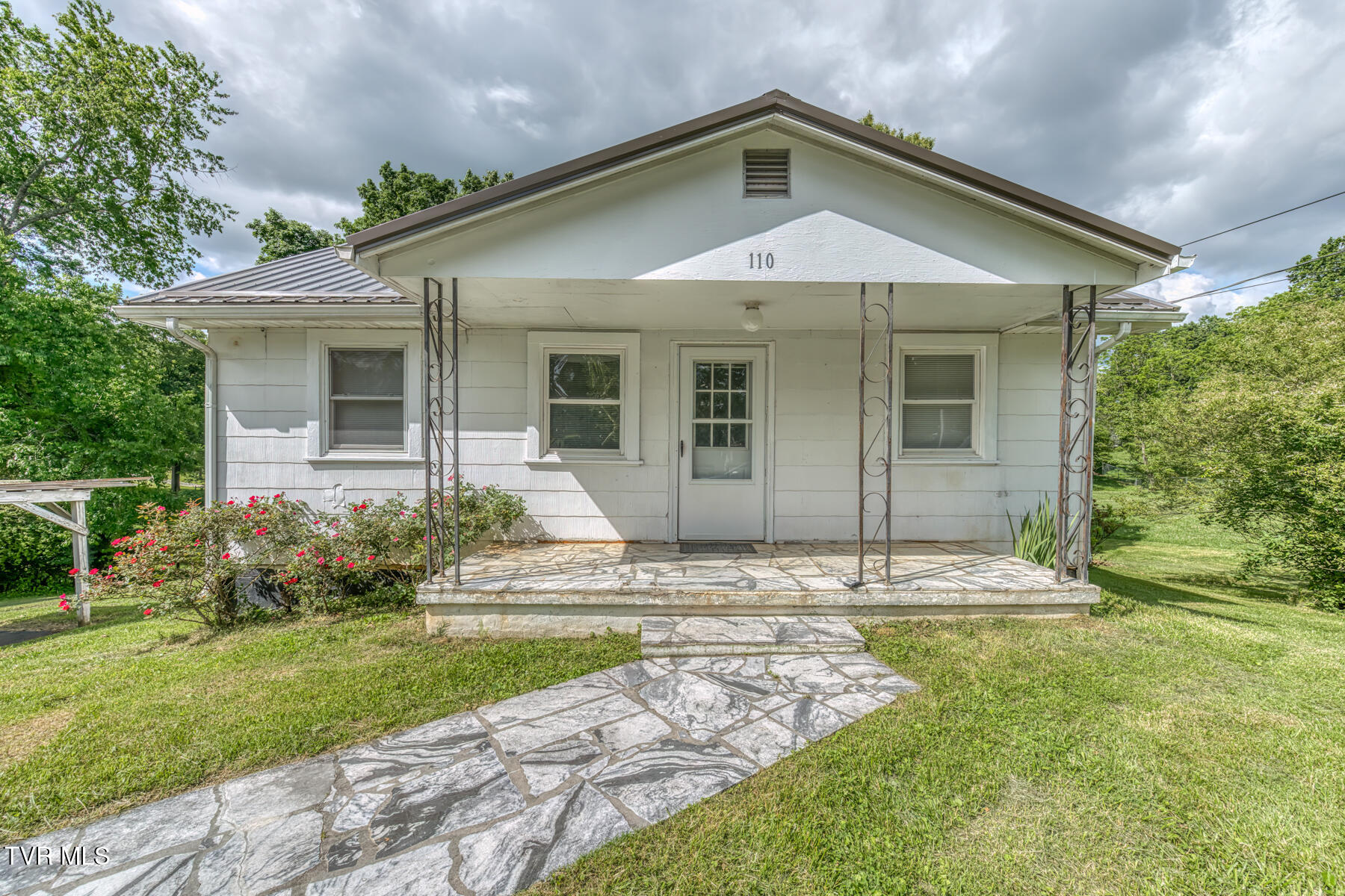110 Hemlock Lane, Bristol, Tennessee image 4