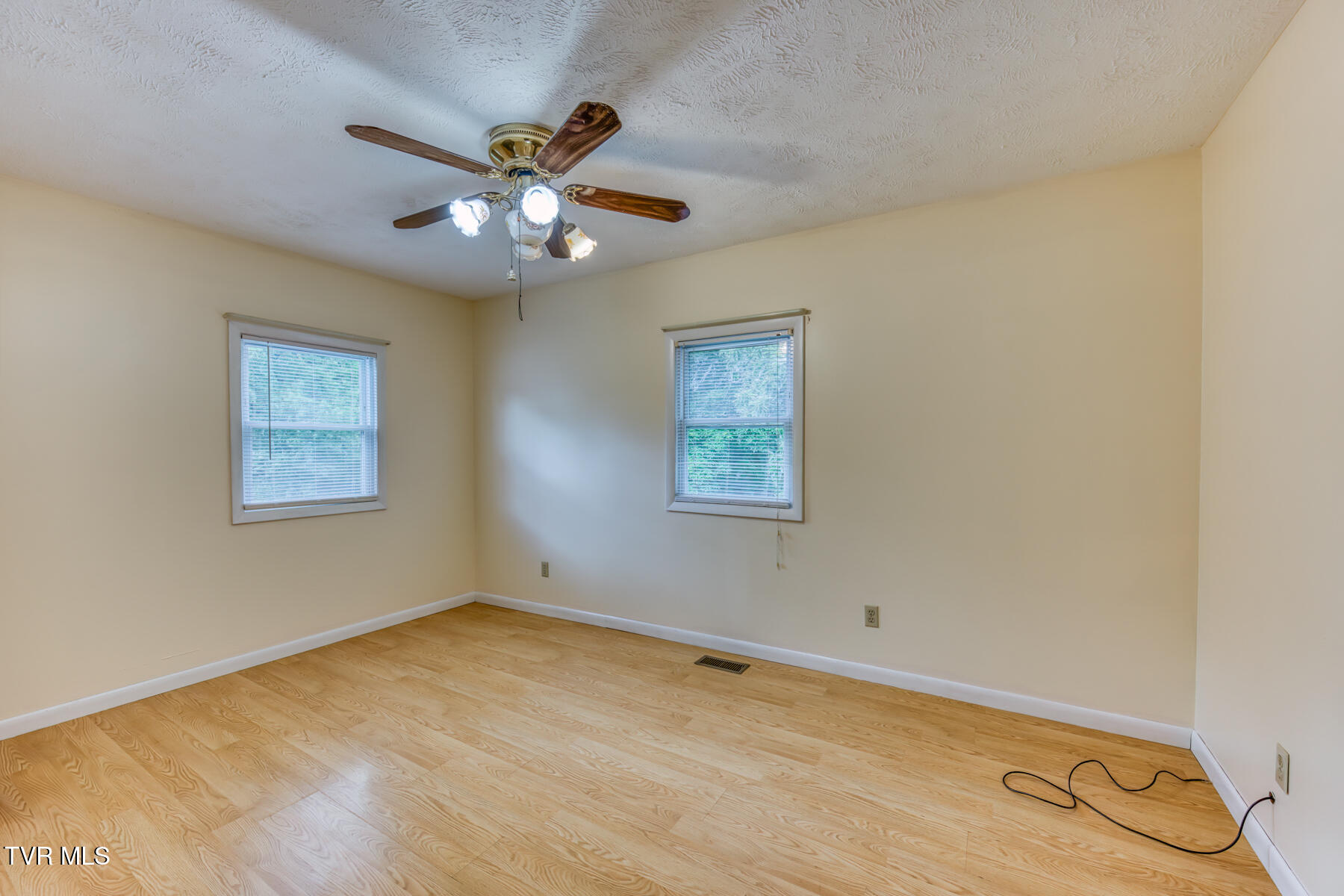 110 Hemlock Lane, Bristol, Tennessee image 20