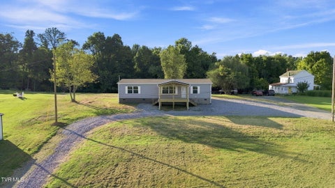Photo of 95 Tiny Lane, Greeneville, TN 37743 (MLS # 10000473)