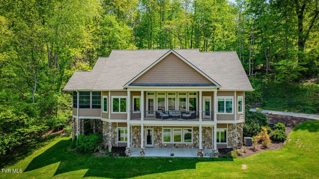 Photo of 134 Mcafee Bluff, Johnson City, TN 37615 (MLS # 9994505)