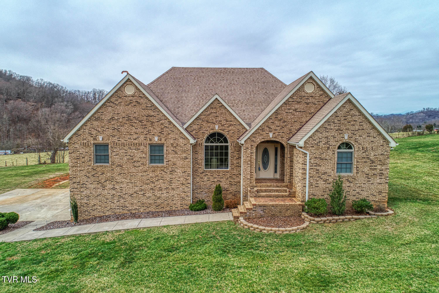 166 Clarksdale Circle