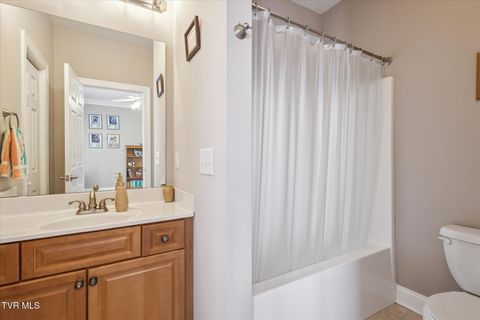 Tiny photo for 128 Reed Circle, Johnson City, TN 37601 (MLS # 9986418)