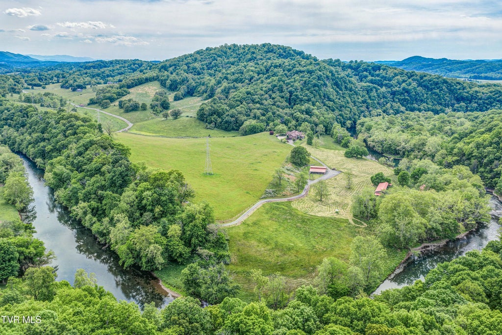 Photo of 373 Dalewood Road, Johnson City, TN 37601 (MLS # 9977010)