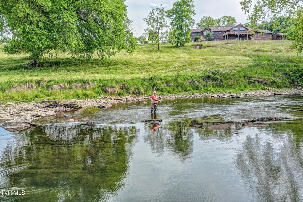Photo of 373 Dalewood Road, Johnson City, TN 37601 (MLS # 9977010)